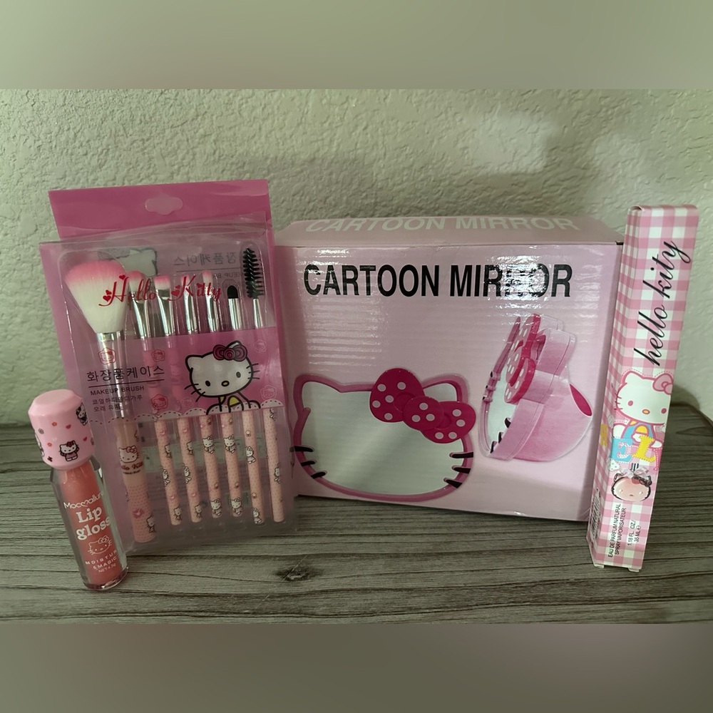 Hello Kitty Pink Accessories Set with Makeup Brushes and Mirror